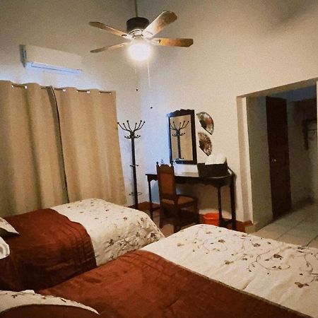 Hostal La Espanola Parras Parras de la Fuente Extérieur photo